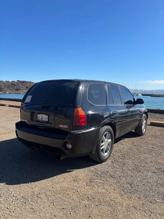 2007 GMC Envoy - Image 4 of 10