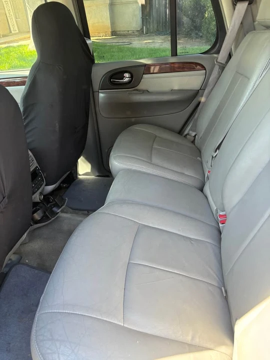 2007 GMC Envoy - Image 8 of 10