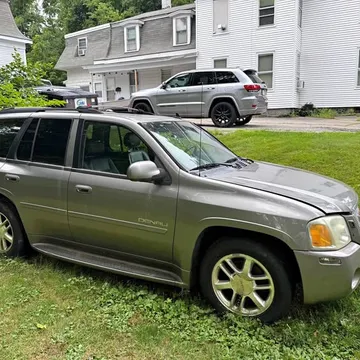 2007 GMC Envoy Denali Sport Utility 4D
