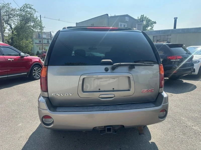 2007 GMC Envoy - Image 7 of 12