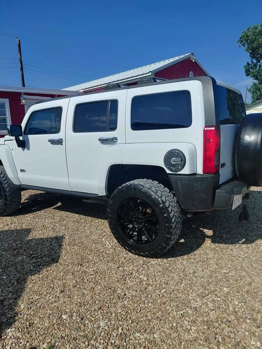 2007 GMC Hummer EV - Image 8 of 17