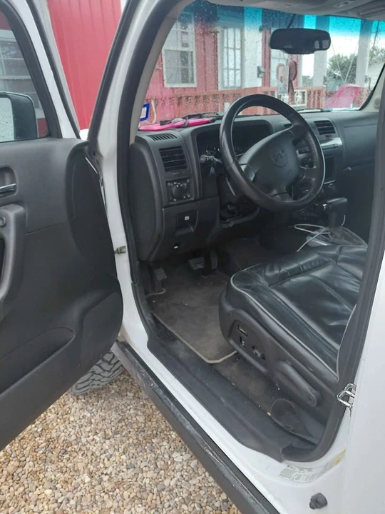 2007 GMC Hummer EV - Image 2 of 17