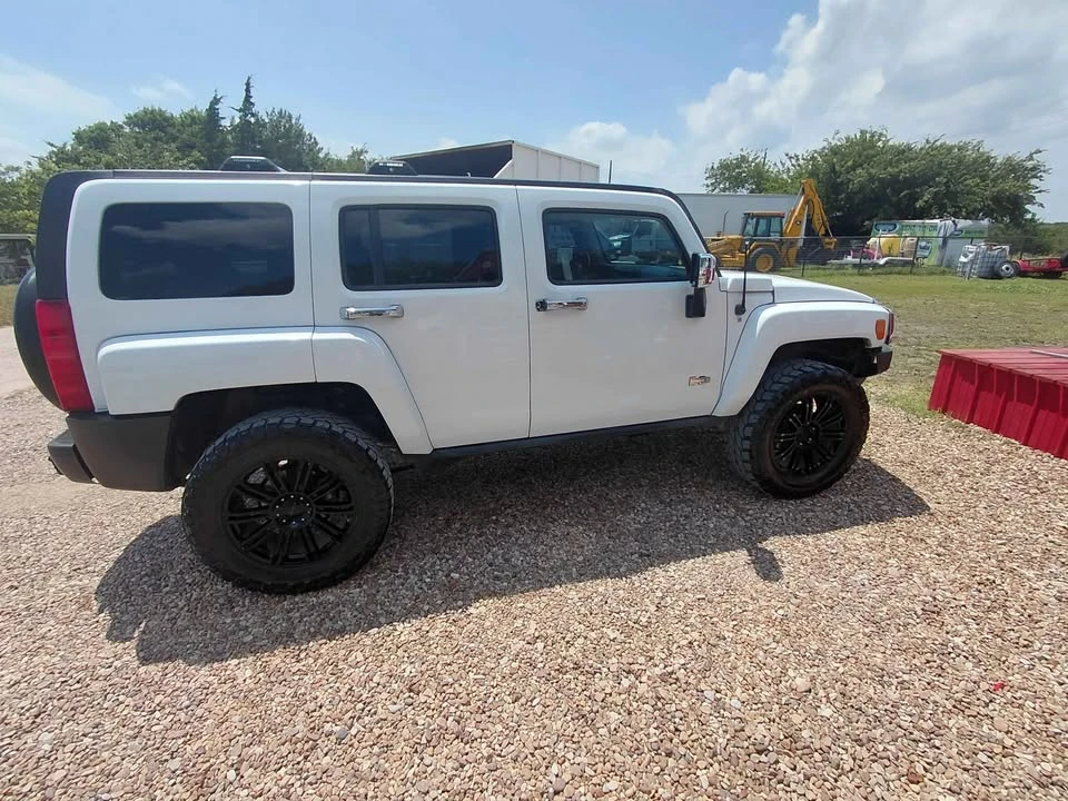 2007 GMC Hummer EV - Image 17 of 17
