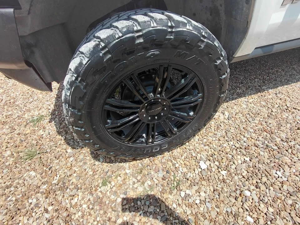 2007 GMC Hummer EV - Image 9 of 17