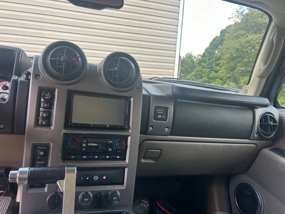 2007 GMC Hummer EV - Image 7 of 7