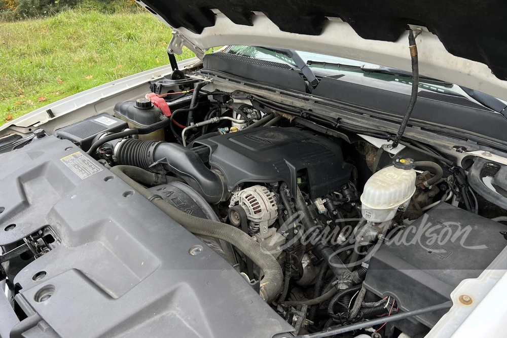 2007 GMC Sierra Heavy Duty 3rd Gen - Image 2 of 16