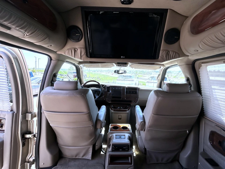 2007 GMC Savana - Image 23 of 31
