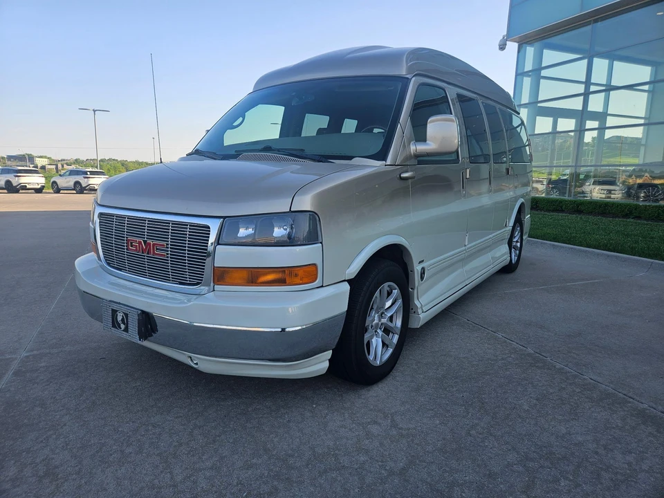2007 GMC Savana - Image 6 of 31