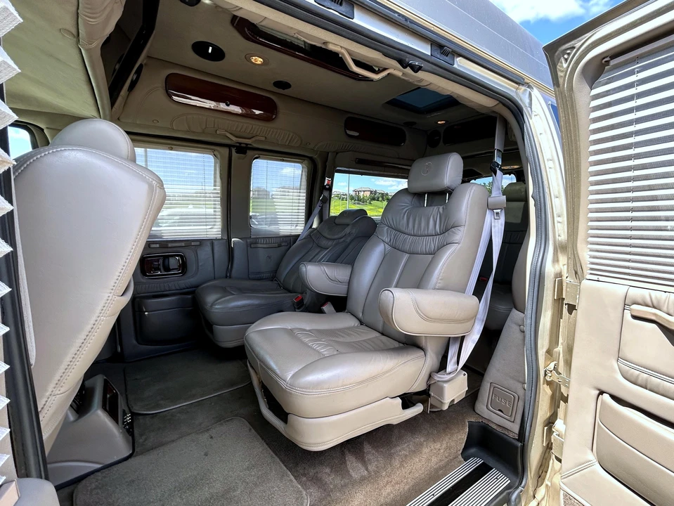2007 GMC Savana - Image 24 of 31