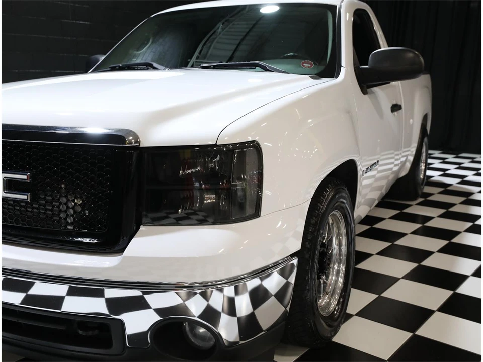 2007 GMC Sierra 2nd Gen - Image 9 of 31