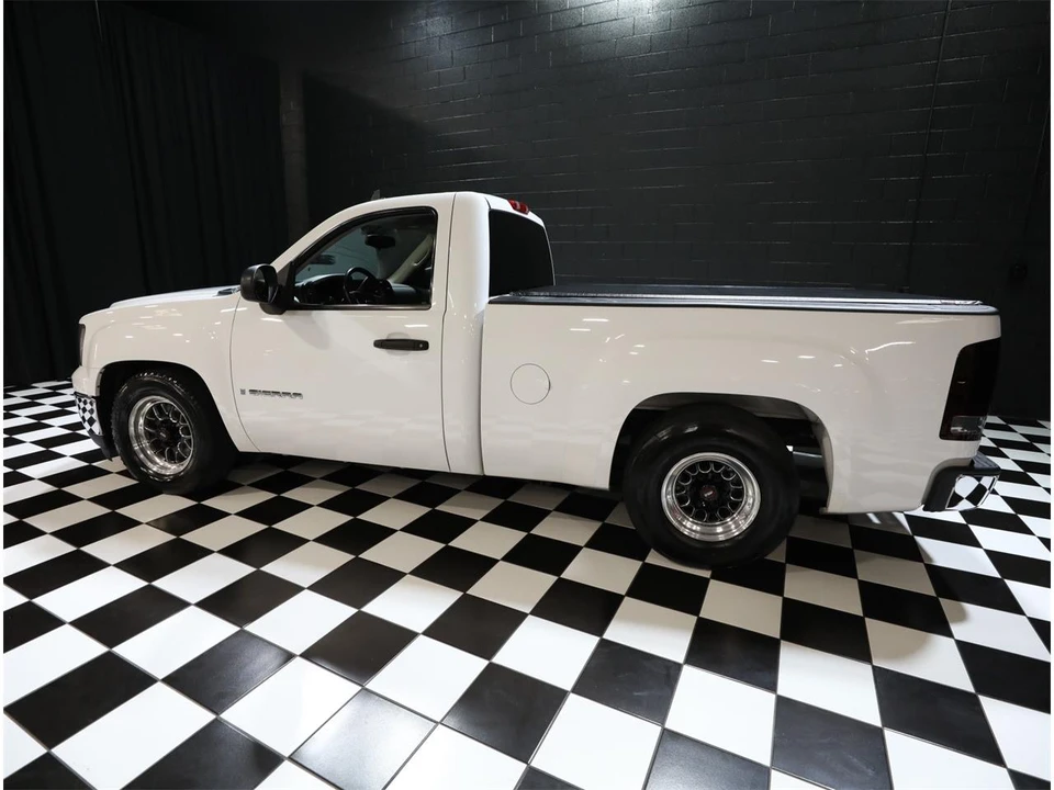2007 GMC Sierra 2nd Gen - Image 30 of 31