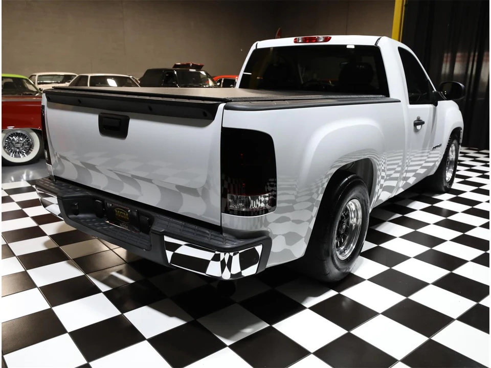 2007 GMC Sierra 2nd Gen - Image 19 of 31
