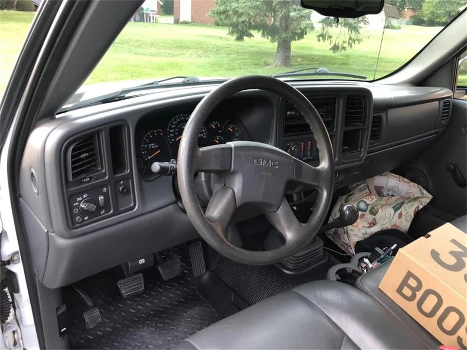 2007 GMC Sierra 3rd Gen - Image 21 of 31