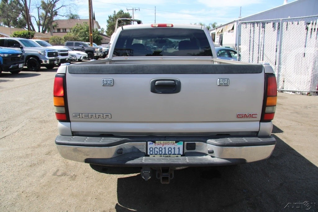 2007 GMC Sierra 2nd Gen - Image 6 of 21