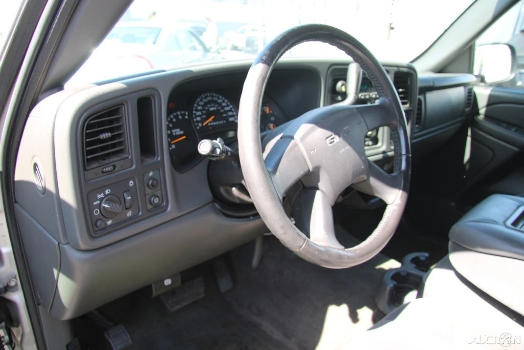 2007 GMC Sierra 2nd Gen - Image 15 of 21