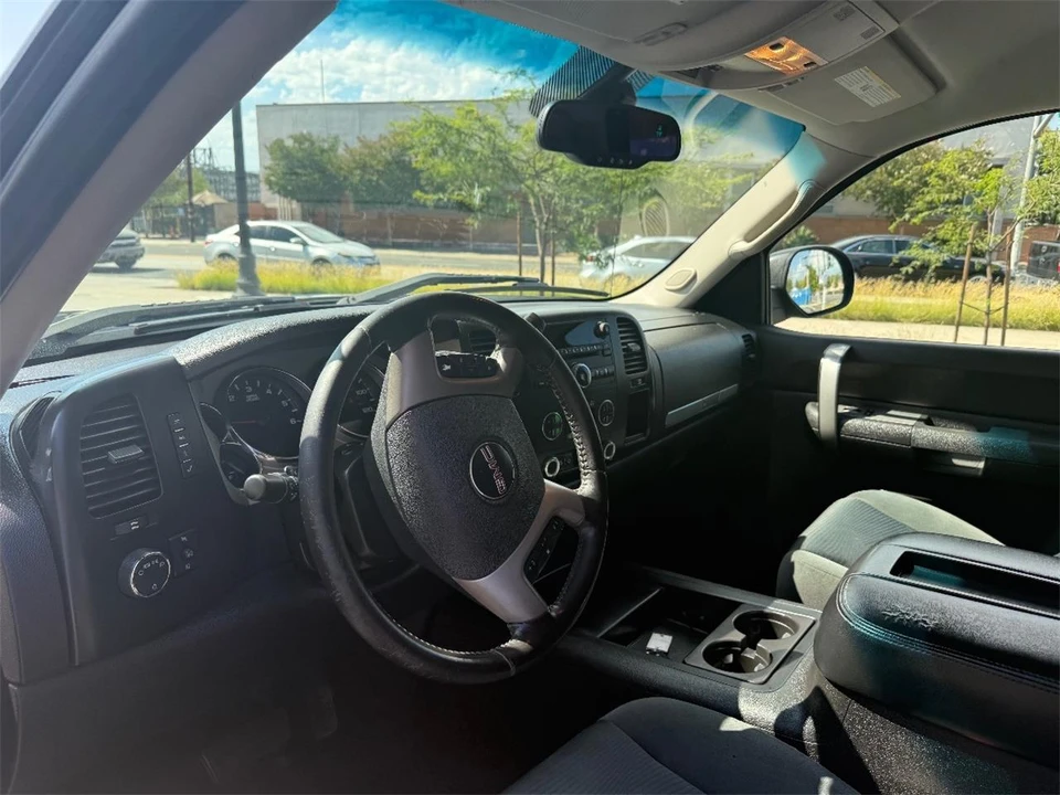 2007 GMC Sierra 3rd Gen - Image 10 of 27