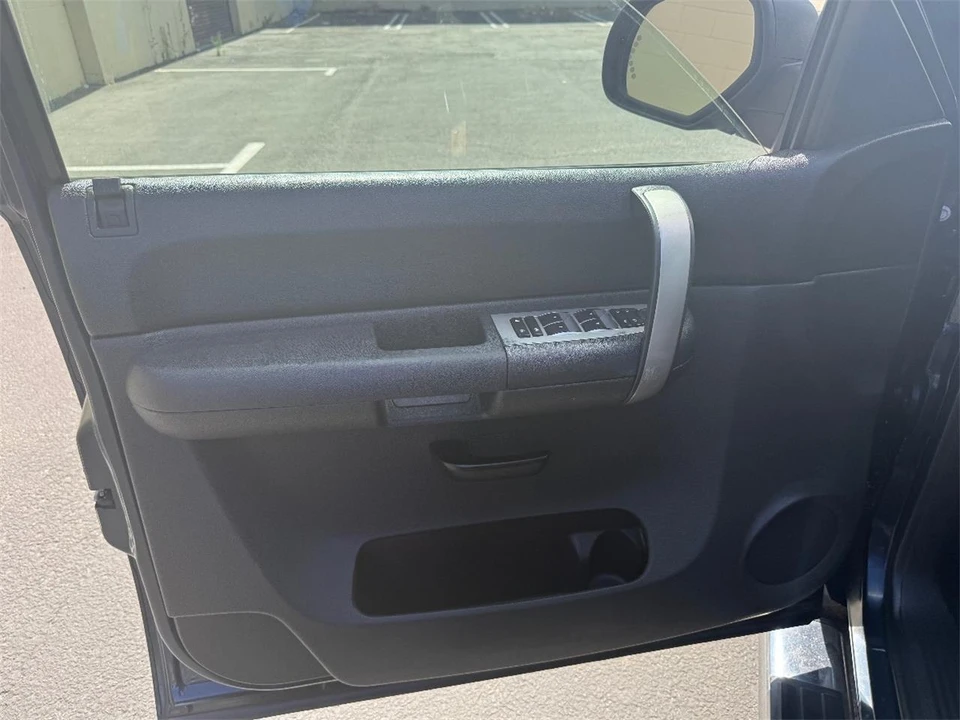 2007 GMC Sierra 3rd Gen - Image 11 of 27