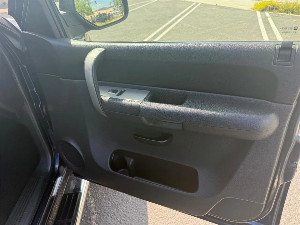 2007 GMC Sierra 3rd Gen - Image 18 of 27