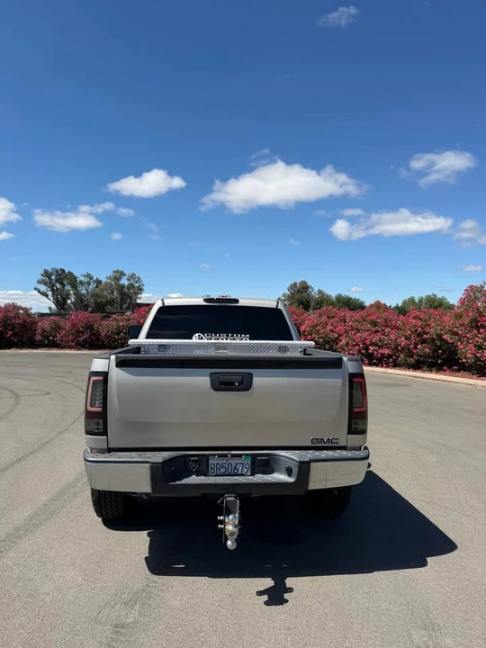 2007 GMC Sierra 3rd Gen - Image 6 of 9