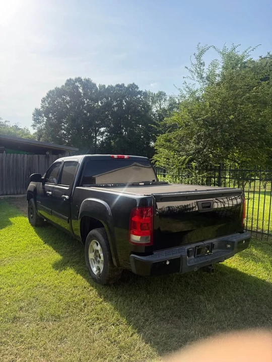 2007 GMC Sierra 3rd Gen - Image 4 of 9