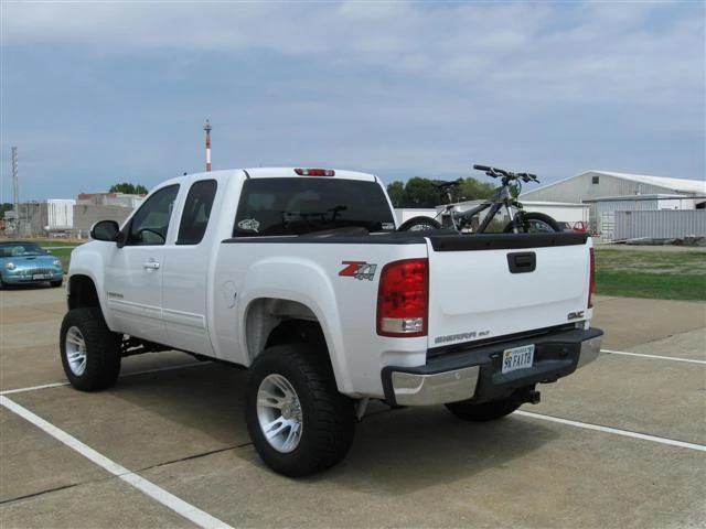 2007 GMC Sierra 3rd Gen - Image 4 of 5