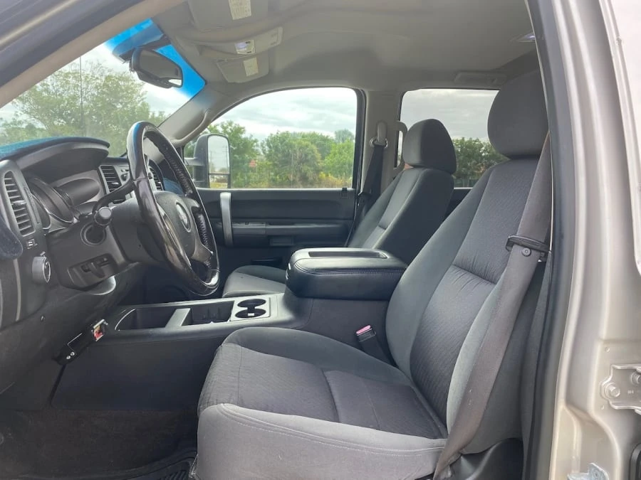 2007 GMC Sierra Heavy Duty 3rd Gen - Image 3 of 6