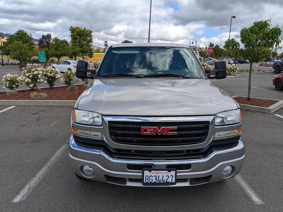 2007 GMC Sierra Heavy Duty 3rd Gen - Image 6 of 31