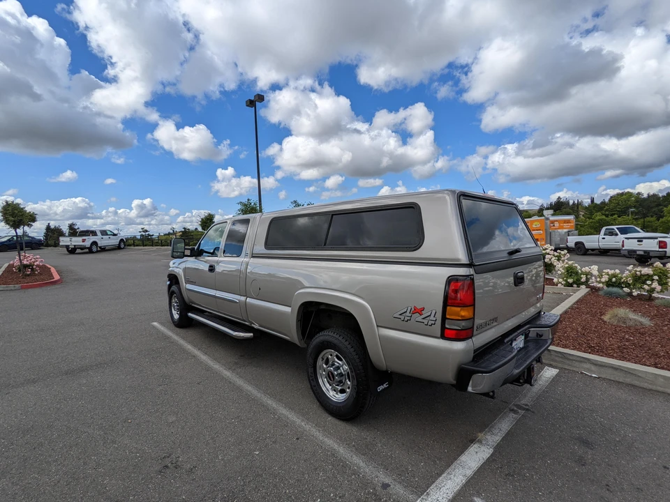 2007 GMC Sierra Heavy Duty 3rd Gen - Image 14 of 31