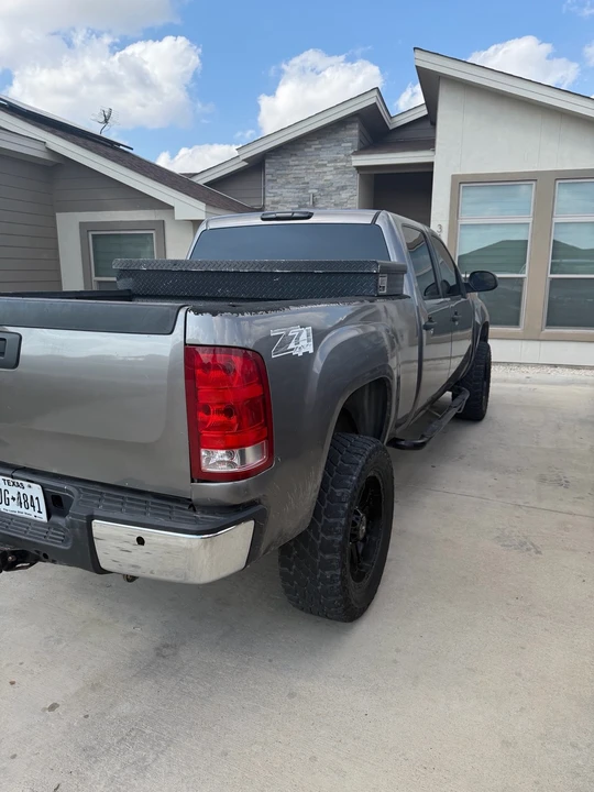2007 GMC Sierra Heavy Duty 3rd Gen - Image 6 of 18