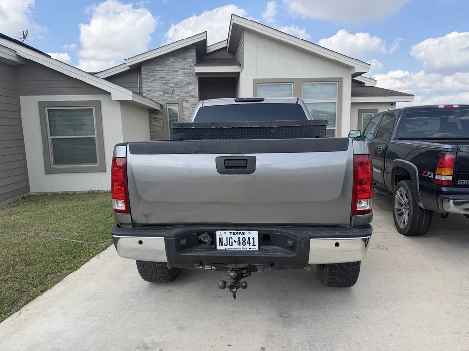 2007 GMC Sierra Heavy Duty 3rd Gen - Image 4 of 18