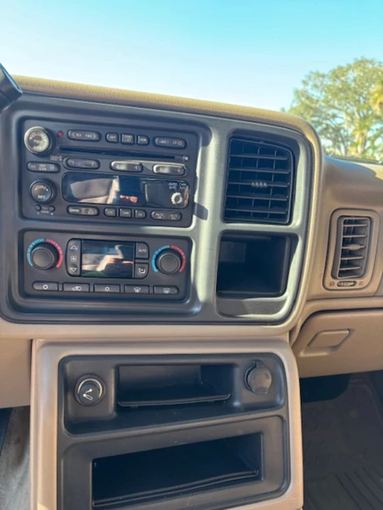 2007 GMC Sierra - Image 14 of 21