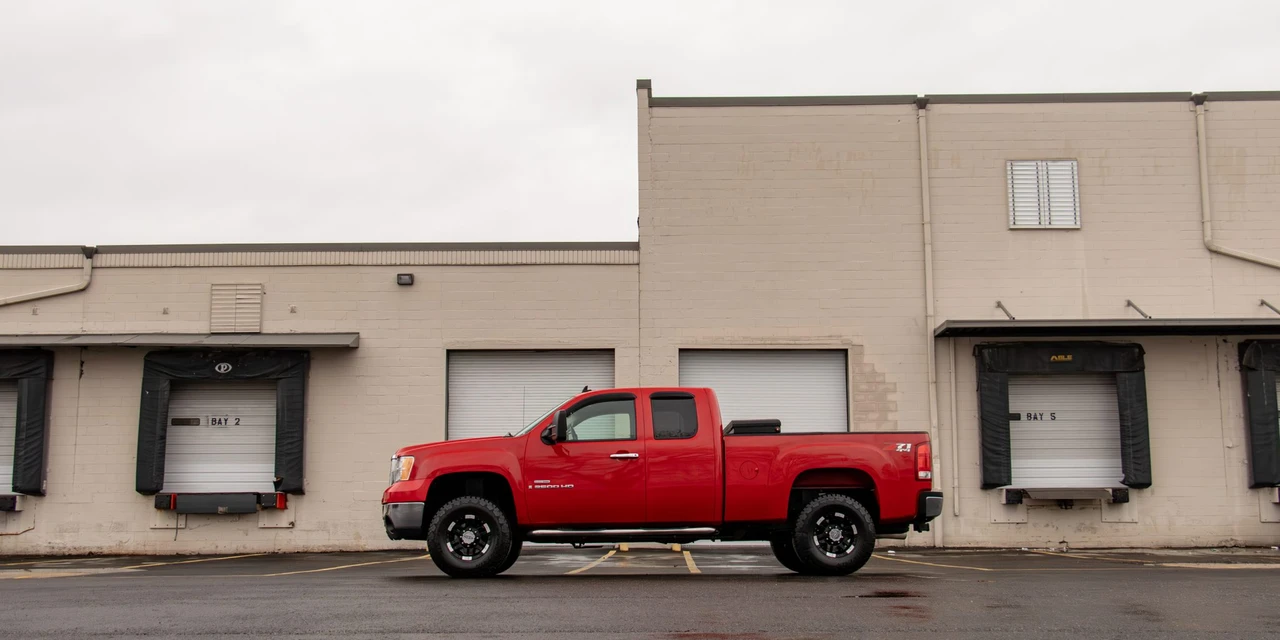 2007 GMC Sierra Heavy Duty 3rd Gen - Image 5 of 31