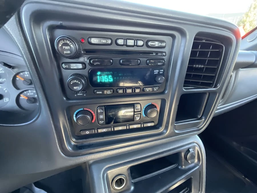2007 GMC Sierra - Image 11 of 16