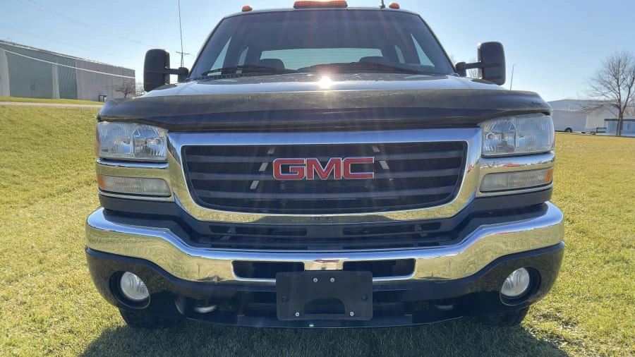 2007 GMC Sierra - Image 4 of 17