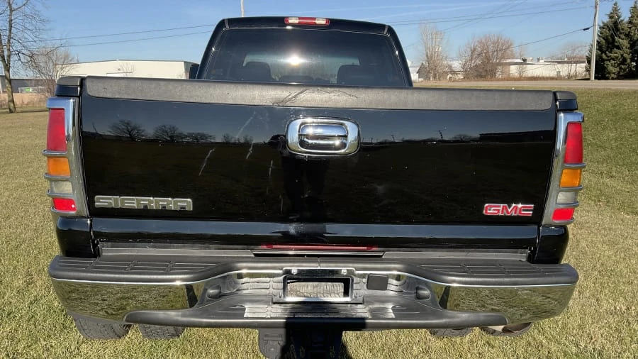 2007 GMC Sierra - Image 5 of 17