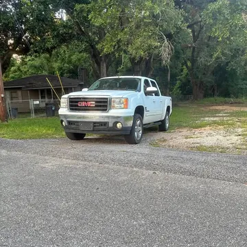 2007 GMC Sierra (Classic) 1500 Extended Cab SLT Pickup 4D 8 ft