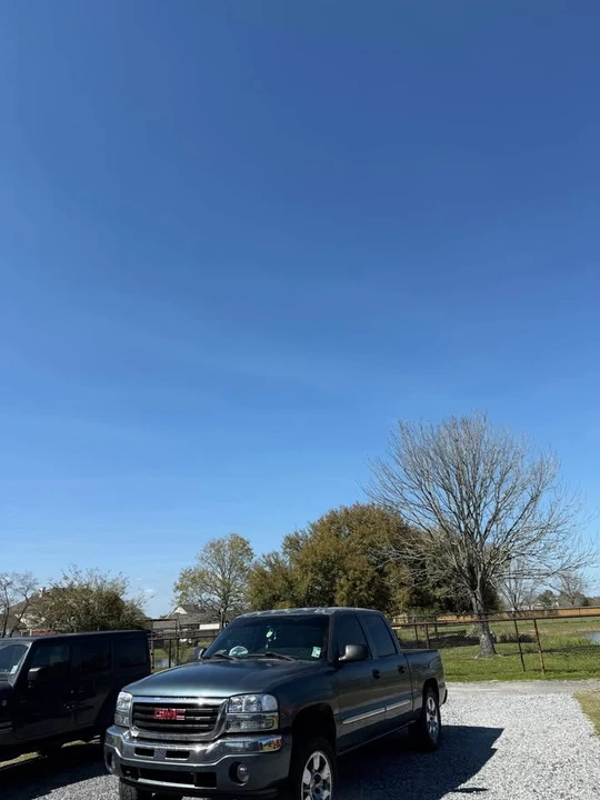 2007 GMC Sierra 2nd Gen - Image 3 of 7