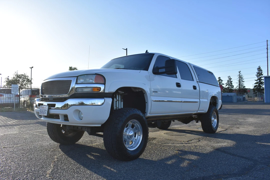2007 GMC Sierra Heavy Duty 2nd Gen - Image 3 of 31