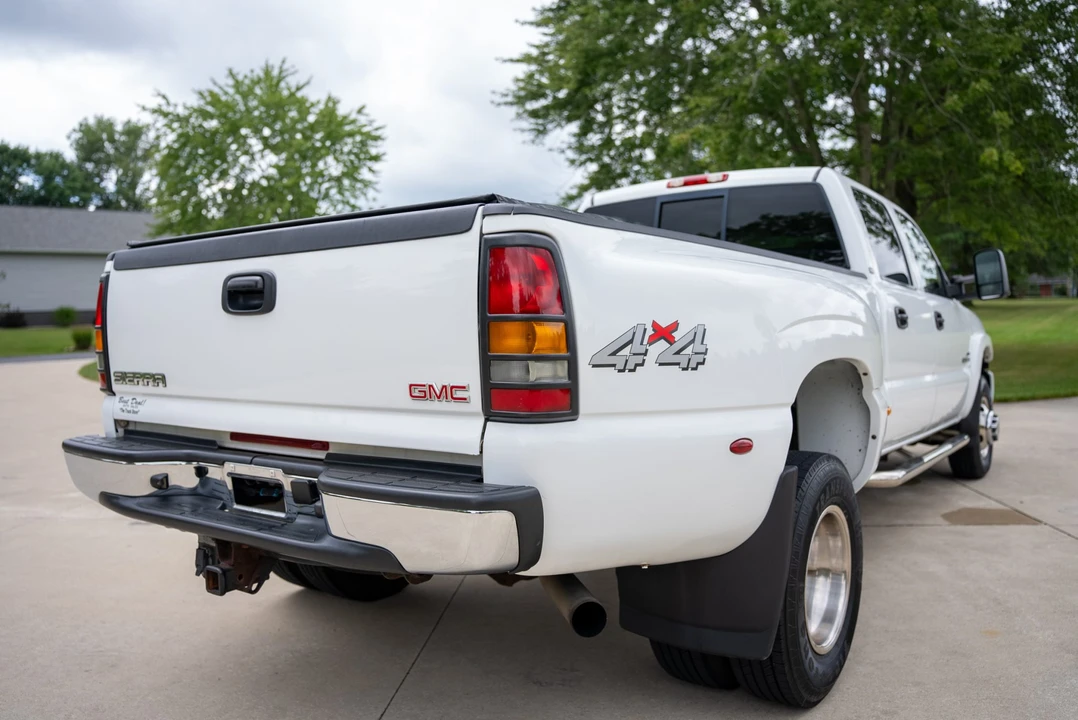 2007 GMC Sierra Heavy Duty 2nd Gen - Image 21 of 31