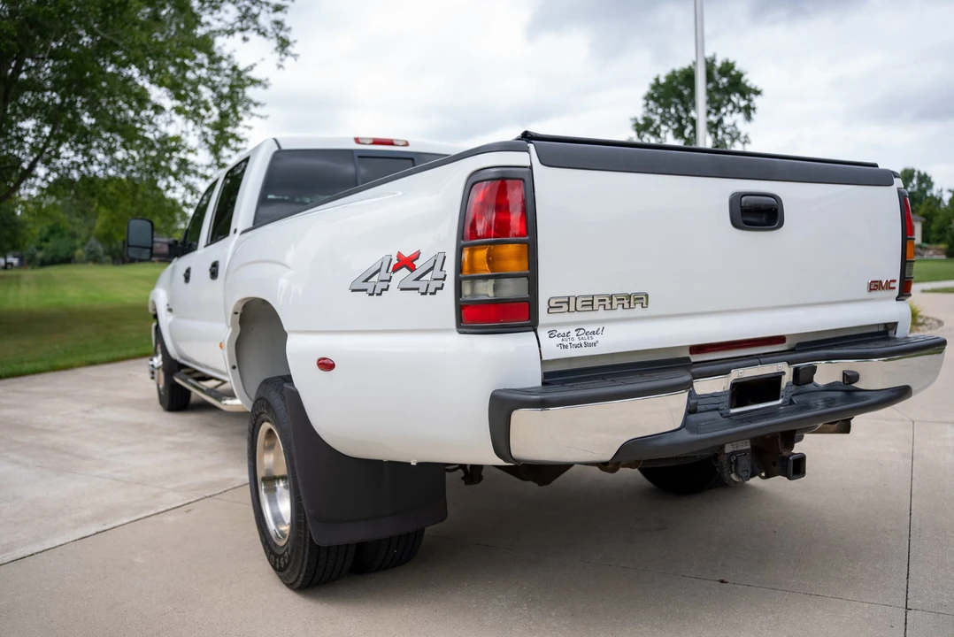 2007 GMC Sierra Heavy Duty 2nd Gen - Image 28 of 31