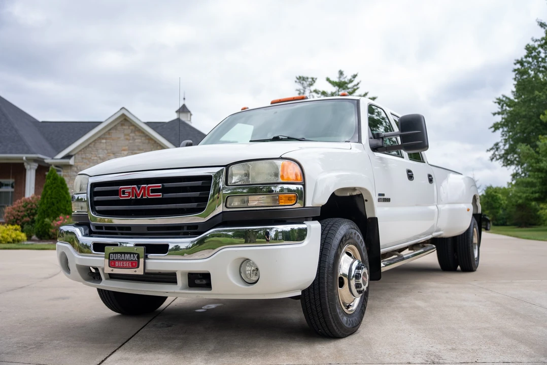 2007 GMC Sierra Heavy Duty 2nd Gen - Image 4 of 31