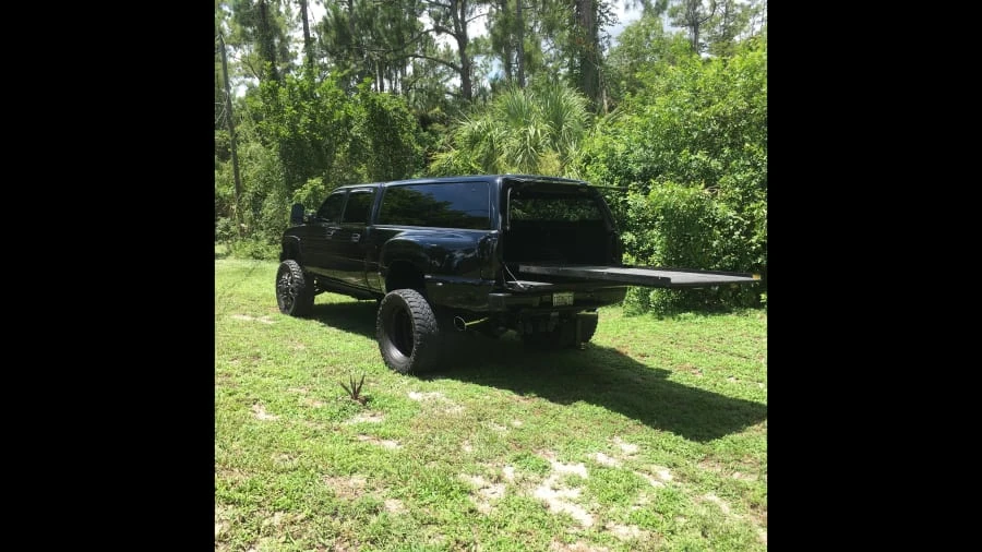 2007 GMC Sierra 2nd Gen - Image 3 of 12