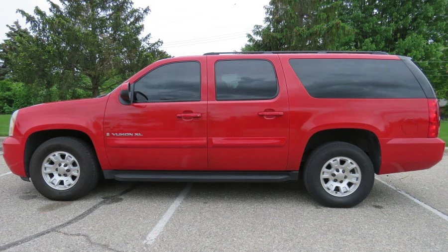 2007 GMC Yukon 3rd Gen - Image 2 of 19