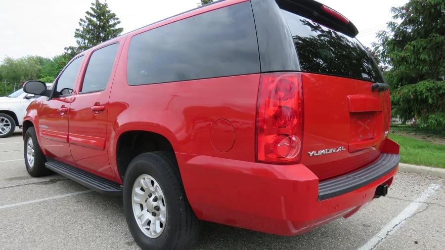 2007 GMC Yukon 3rd Gen - Image 3 of 19
