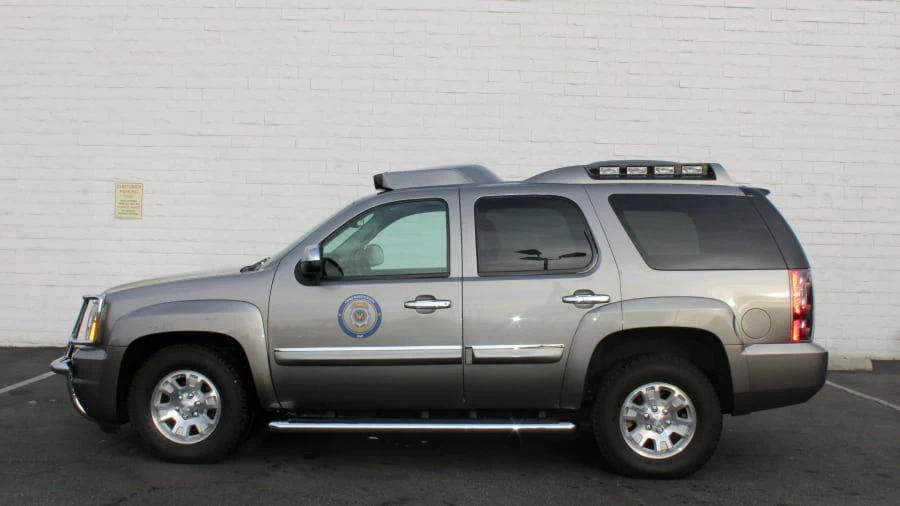2007 GMC Yukon 3rd Gen - Image 2 of 12
