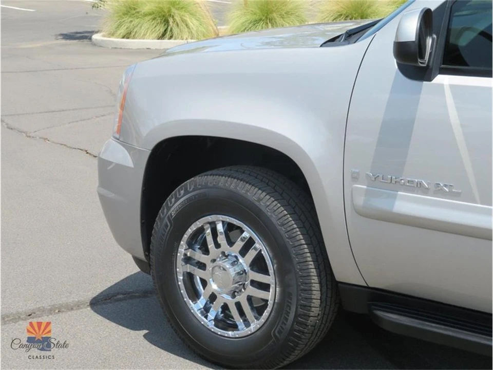 2007 GMC Yukon 3rd Gen - Image 15 of 31
