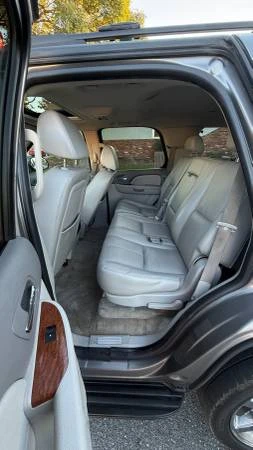 2007 GMC Yukon 3rd Gen - Image 4 of 10