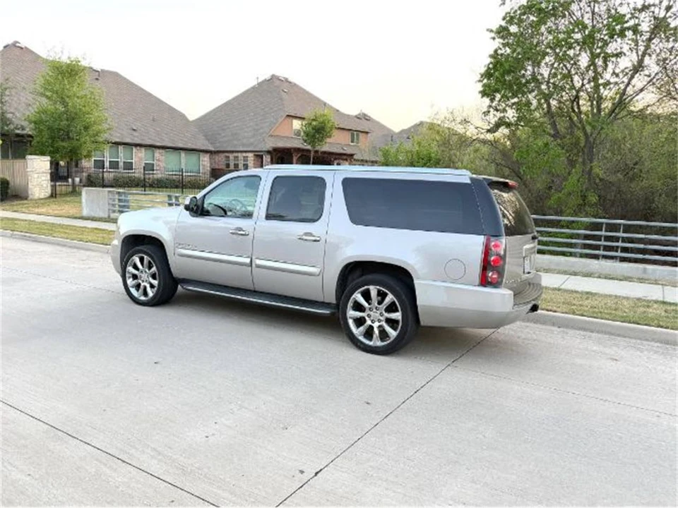 2007 GMC Yukon 3rd Gen - Image 10 of 12