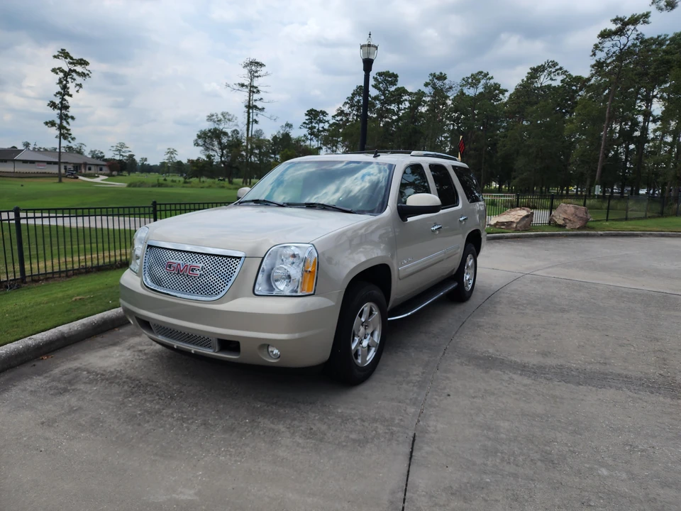 2007 GMC Yukon 3rd Gen - Image 7 of 31