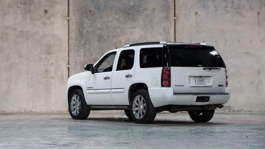 2007 GMC Yukon 3rd Gen - Image 3 of 12